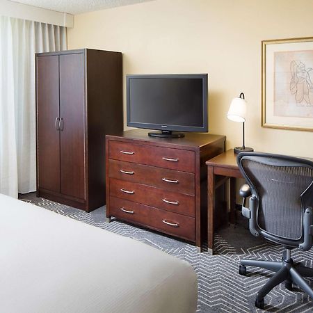 Doubletree By Hilton Los Angeles/Commerce Buitenkant foto