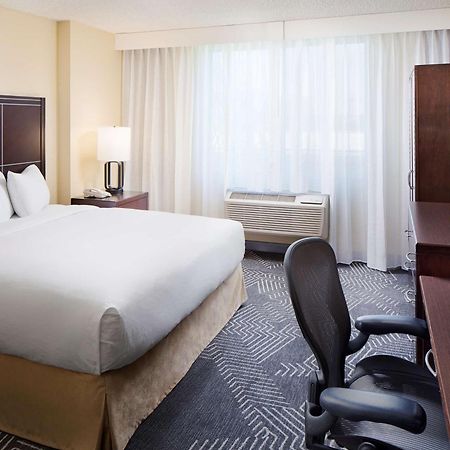 Doubletree By Hilton Los Angeles/Commerce Buitenkant foto