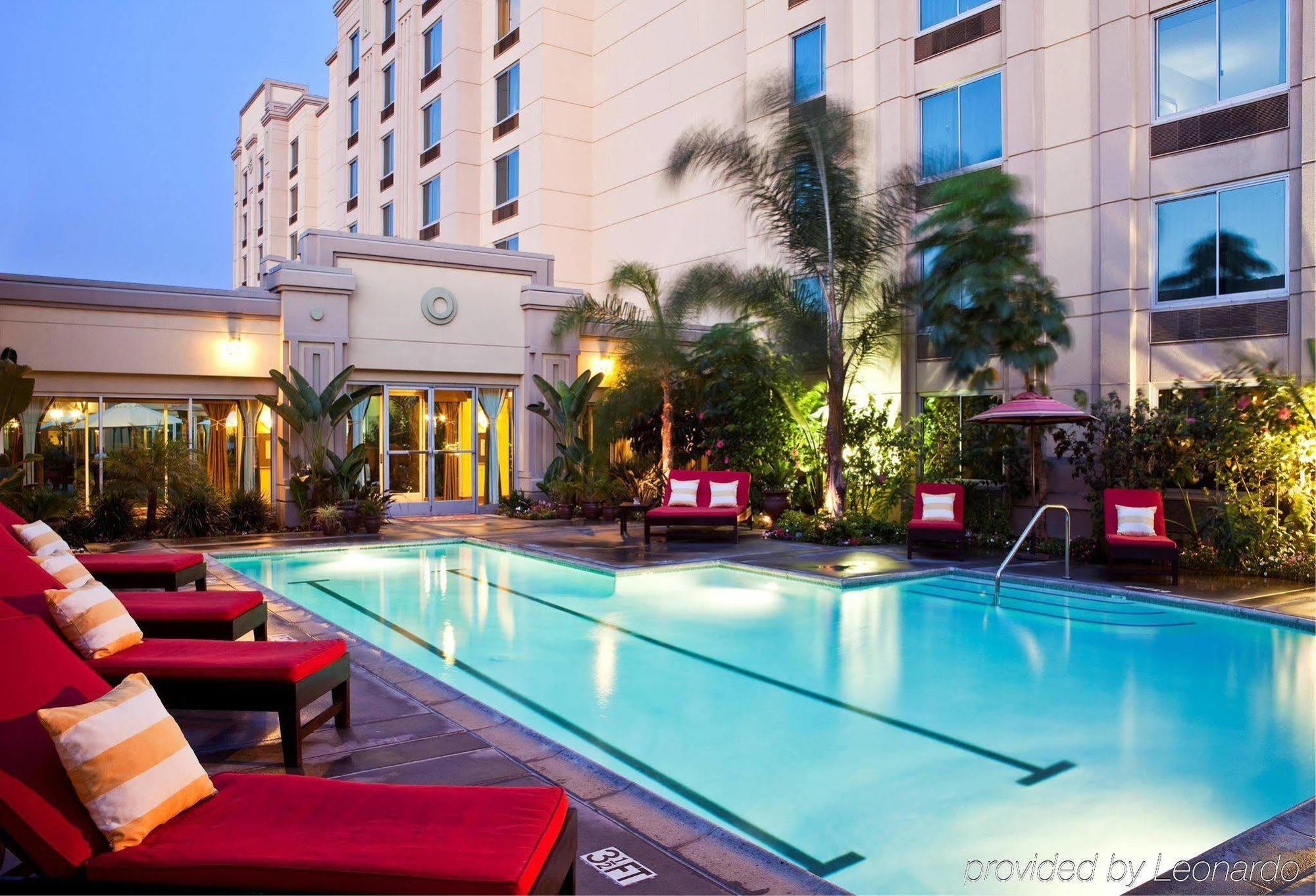 Doubletree By Hilton Los Angeles/Commerce Buitenkant foto
