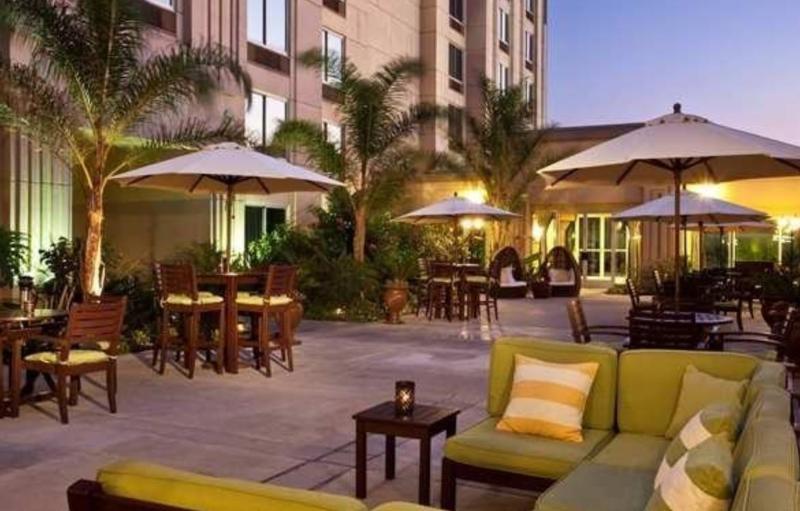 Doubletree By Hilton Los Angeles/Commerce Buitenkant foto
