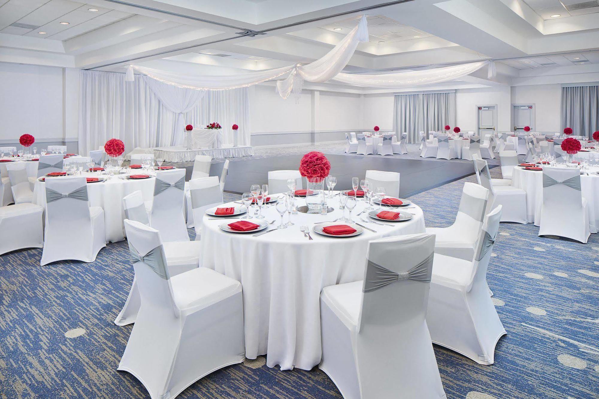 Doubletree By Hilton Los Angeles/Commerce Buitenkant foto
